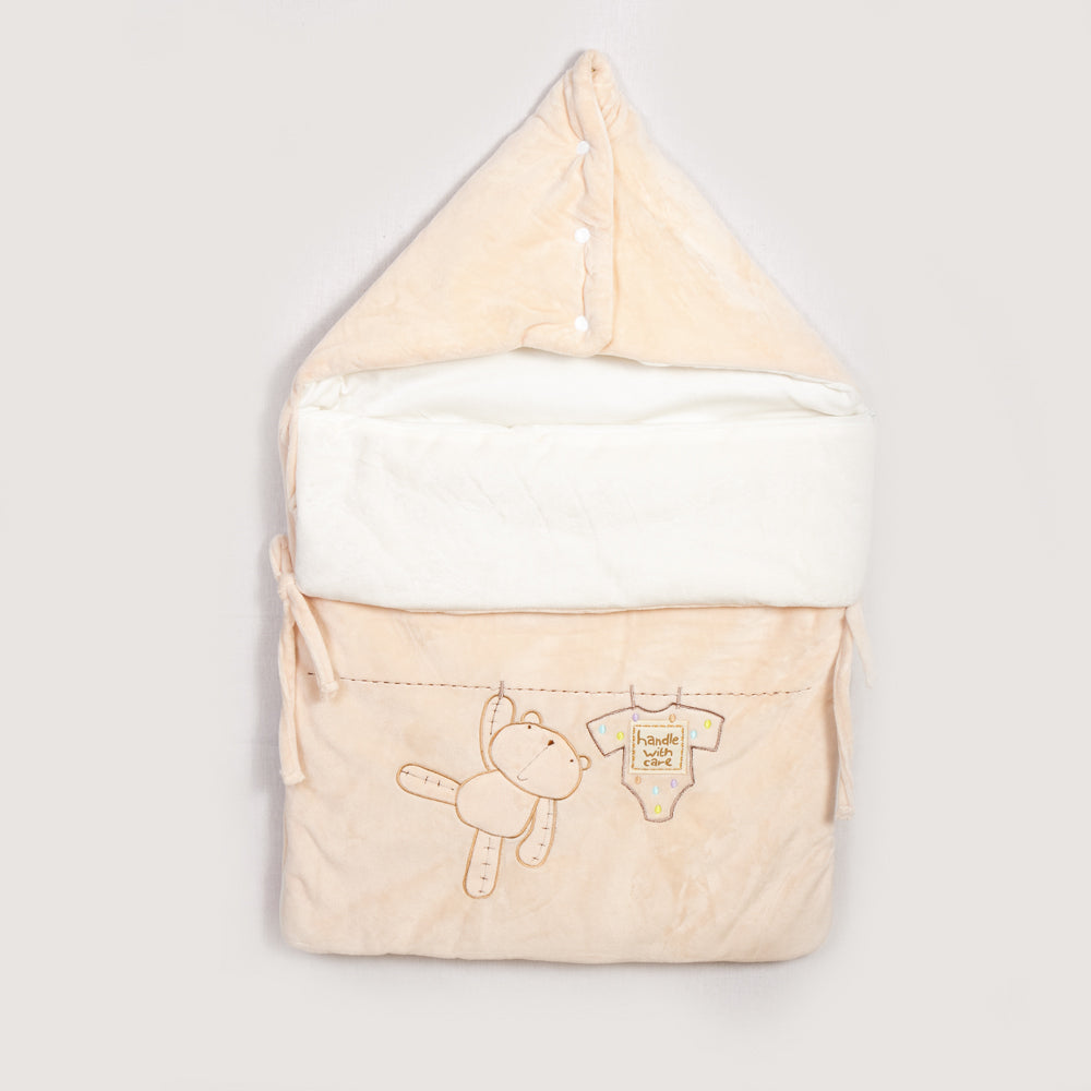 CARRY NEST
