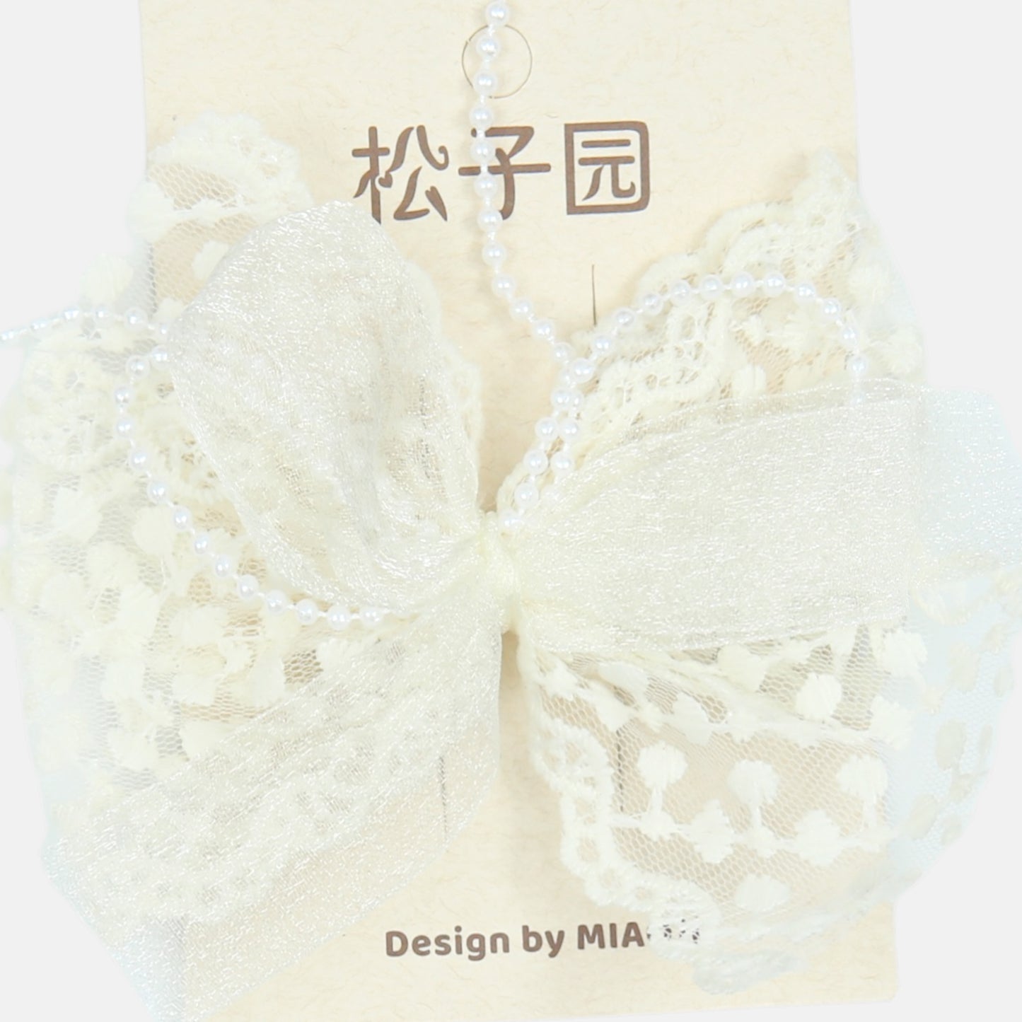 Ivory Victoria Lace Clip