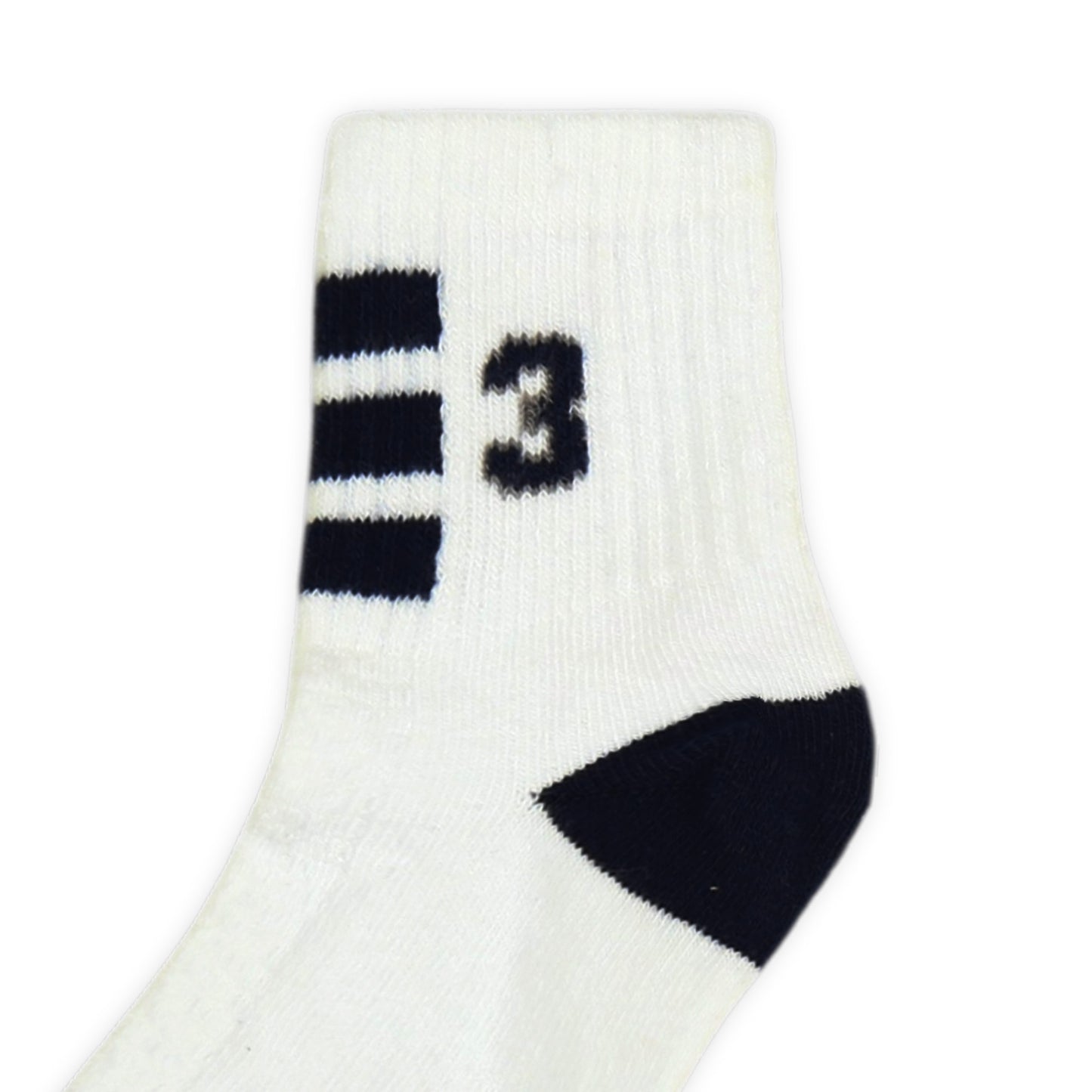 NUMBERED BLACK ANKLE BOY SOCKS