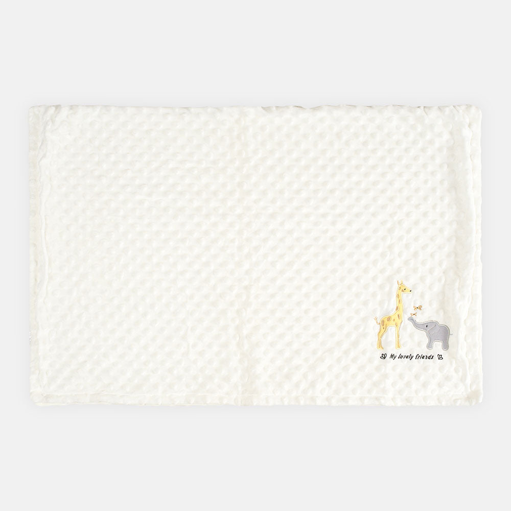 BLANKET WHITE ANIMAL EMBOSSED DOTTED