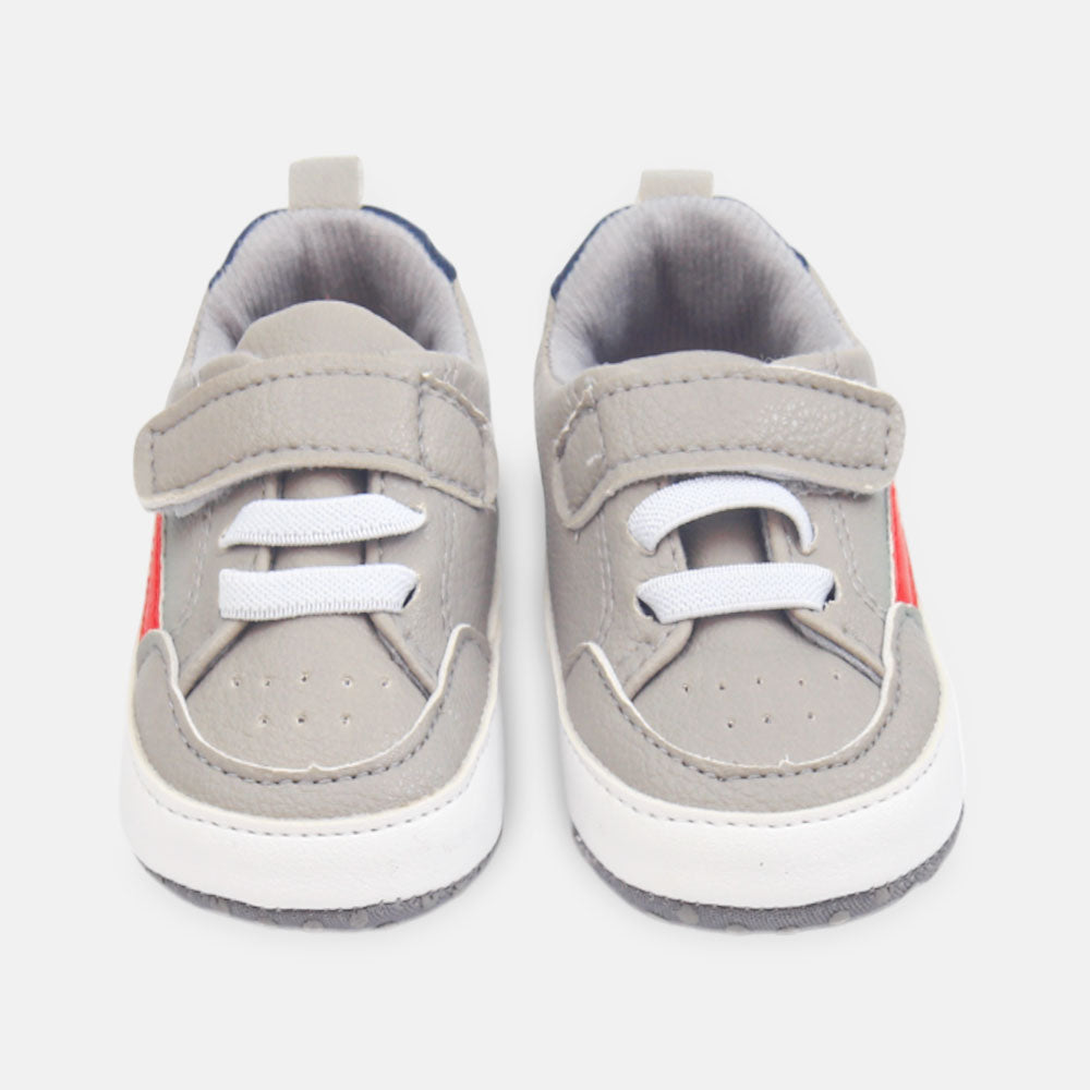 BOY PRE WALKER SHOES GRAY AND WHITE