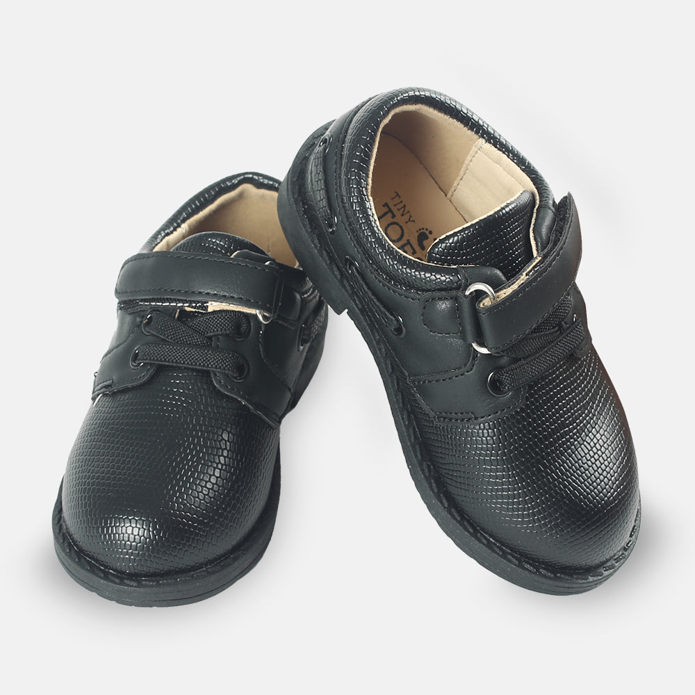 BOY SHOES BLACK SNAKE TEXTURE