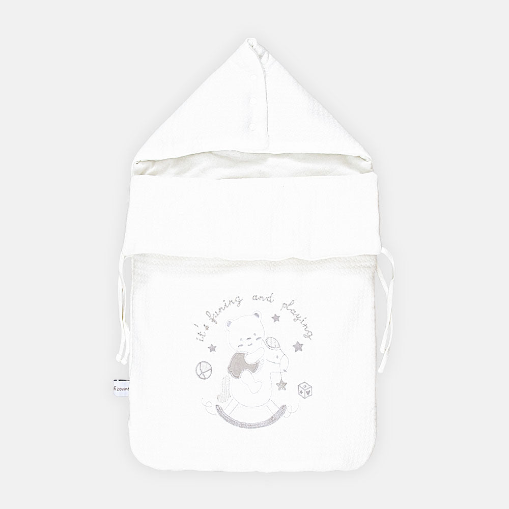 CARRY NEST LUXURY WHITE