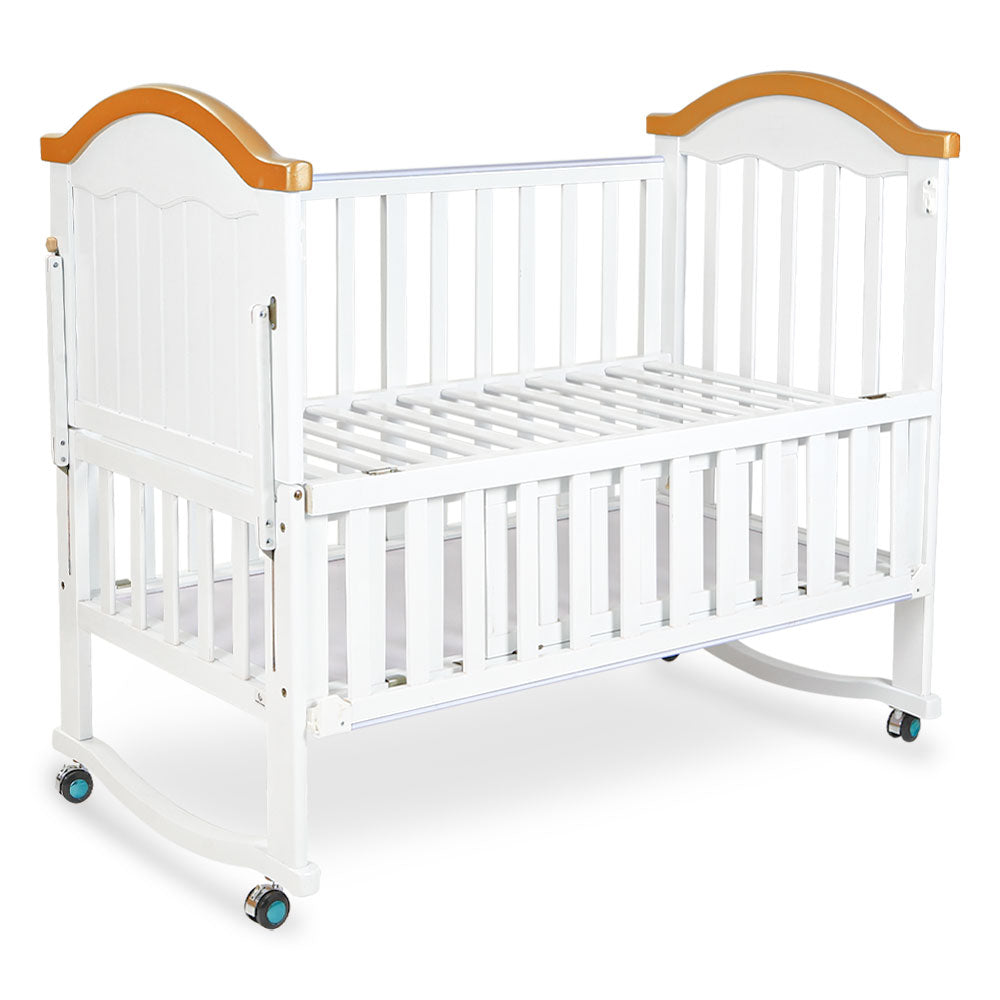 WOODEN COT WHITE