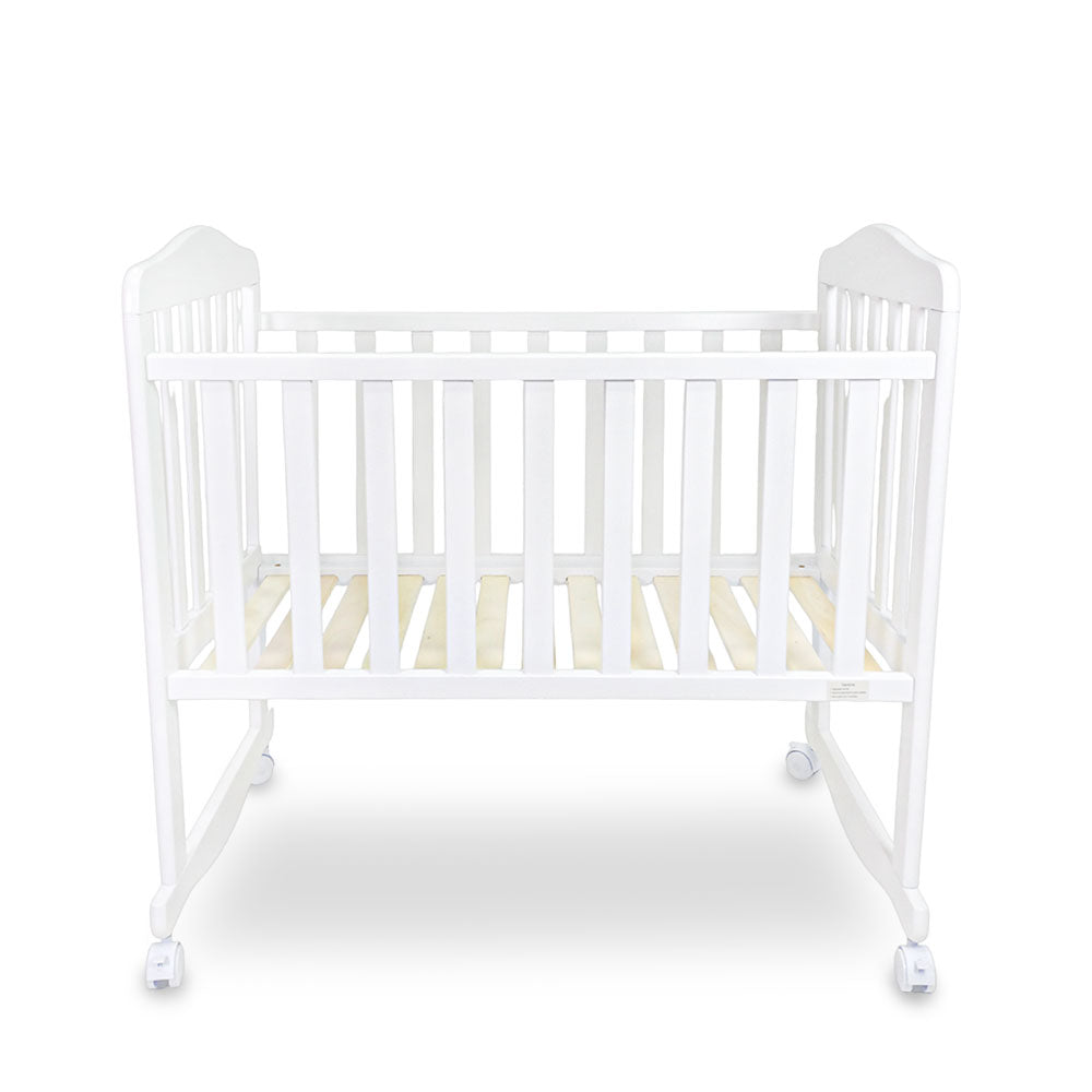 WOODEN CRIB WHITE