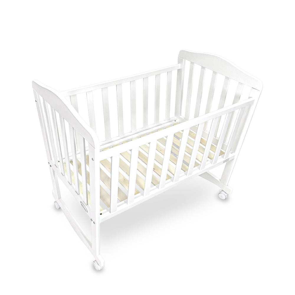 WOODEN CRIB WHITE