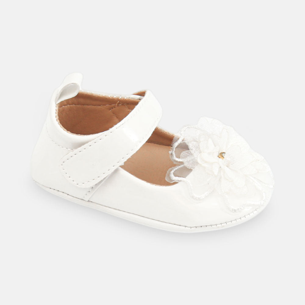 GIRL PRE WALKER SHOES WHITE FLORAL