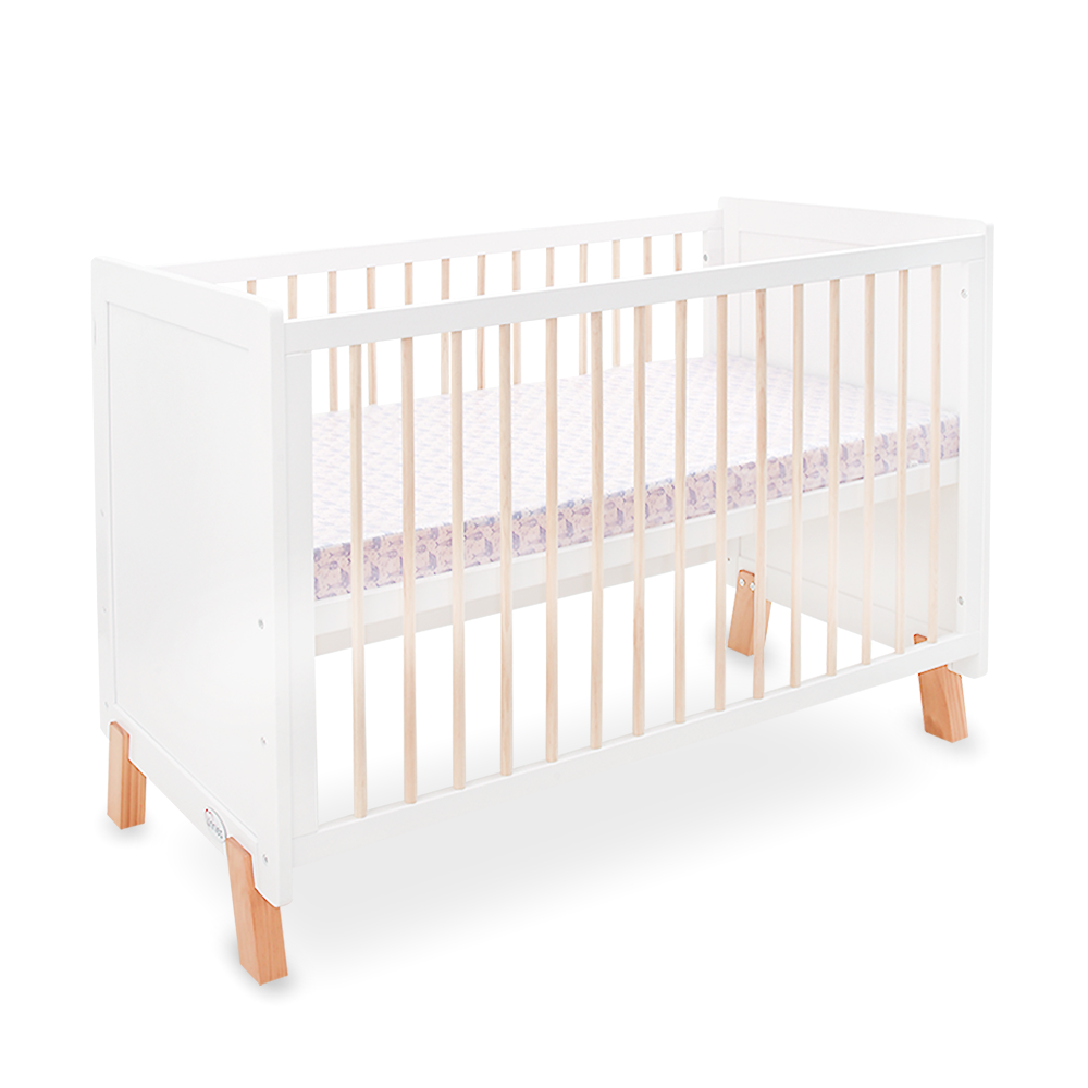 WOODEN COT - WHITE