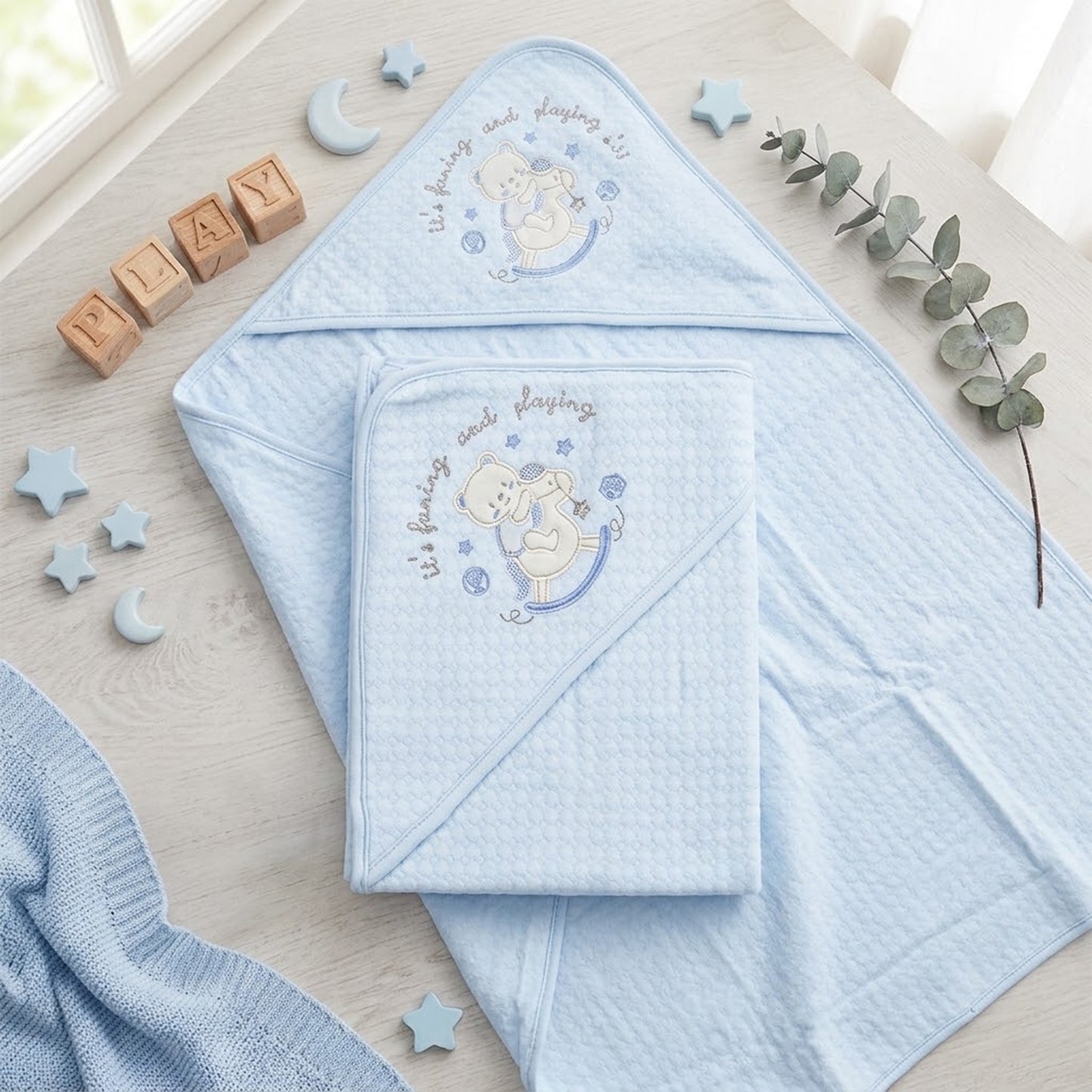 LIGHT BLUE HOODED ROCKING BEAR WRAPING SHEET