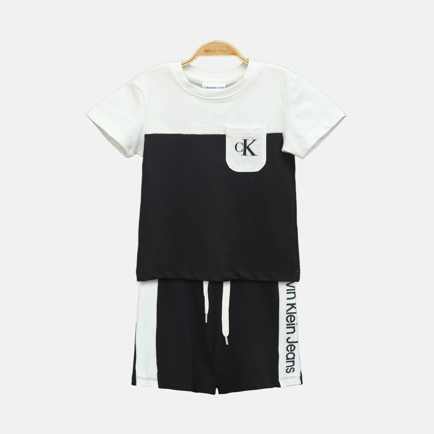 Calvin Klein White Colorblock Boy Suit – 2 Piece Set