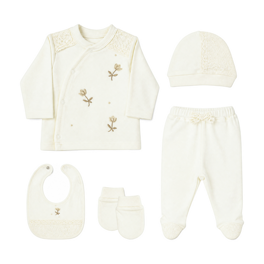 OFF-WHITE FLORAL BABY GIRL GIFT SET