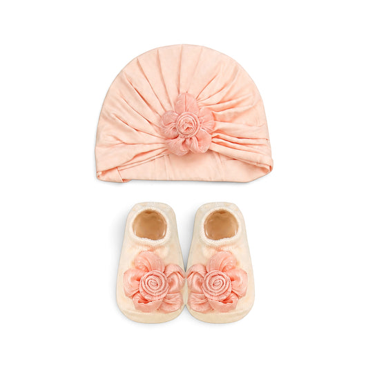 SOFT PINK FLORAL INFANT BOOTIES & CAP