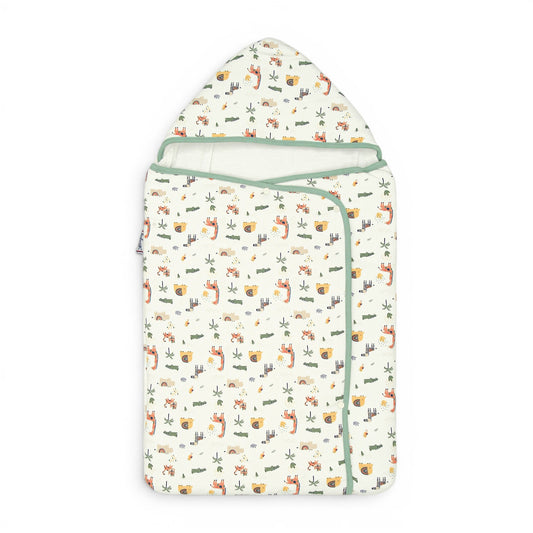 COUNTRYSIDE CHARM HOODED CARRY NEST
