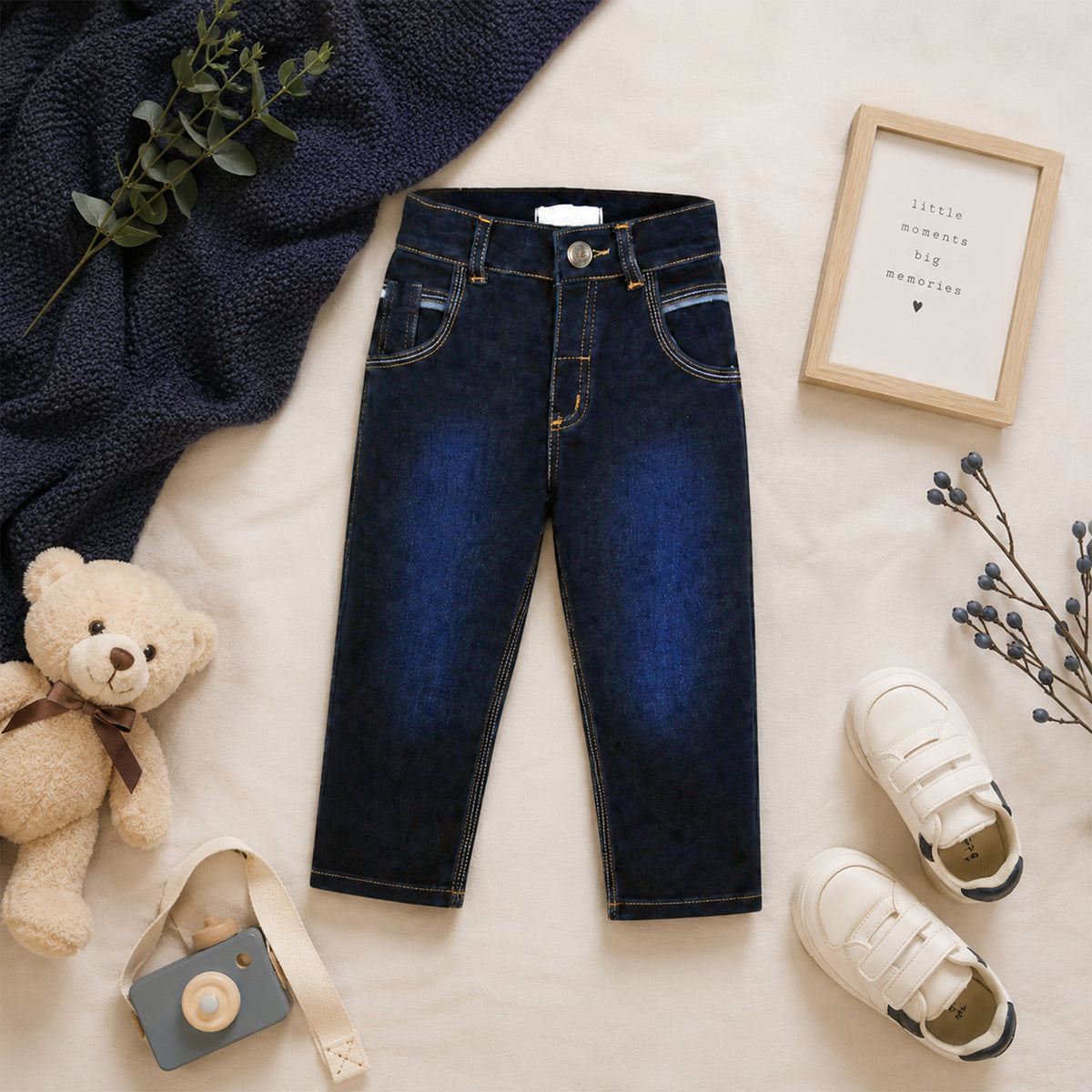 DARK WASH DENIM BOY JEANS