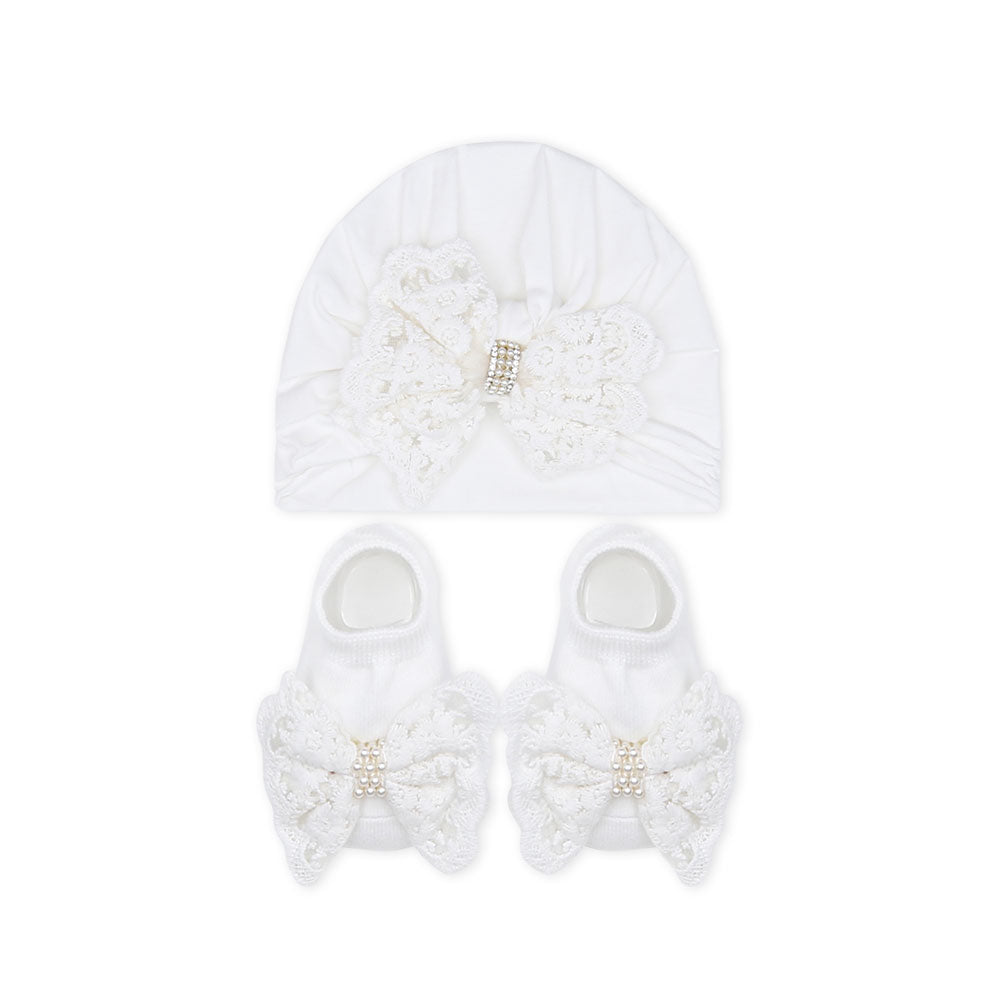 BOOTIES & CAP WHITE PEARLY