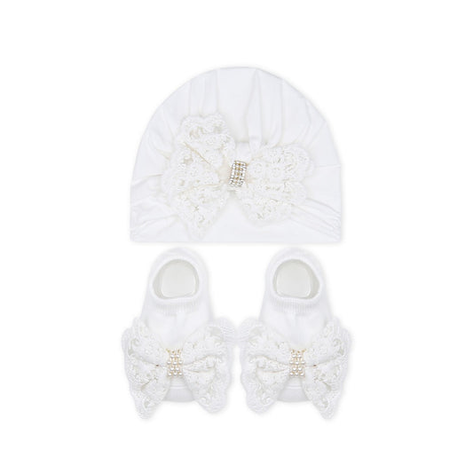BOOTIES & CAP WHITE PEARLY