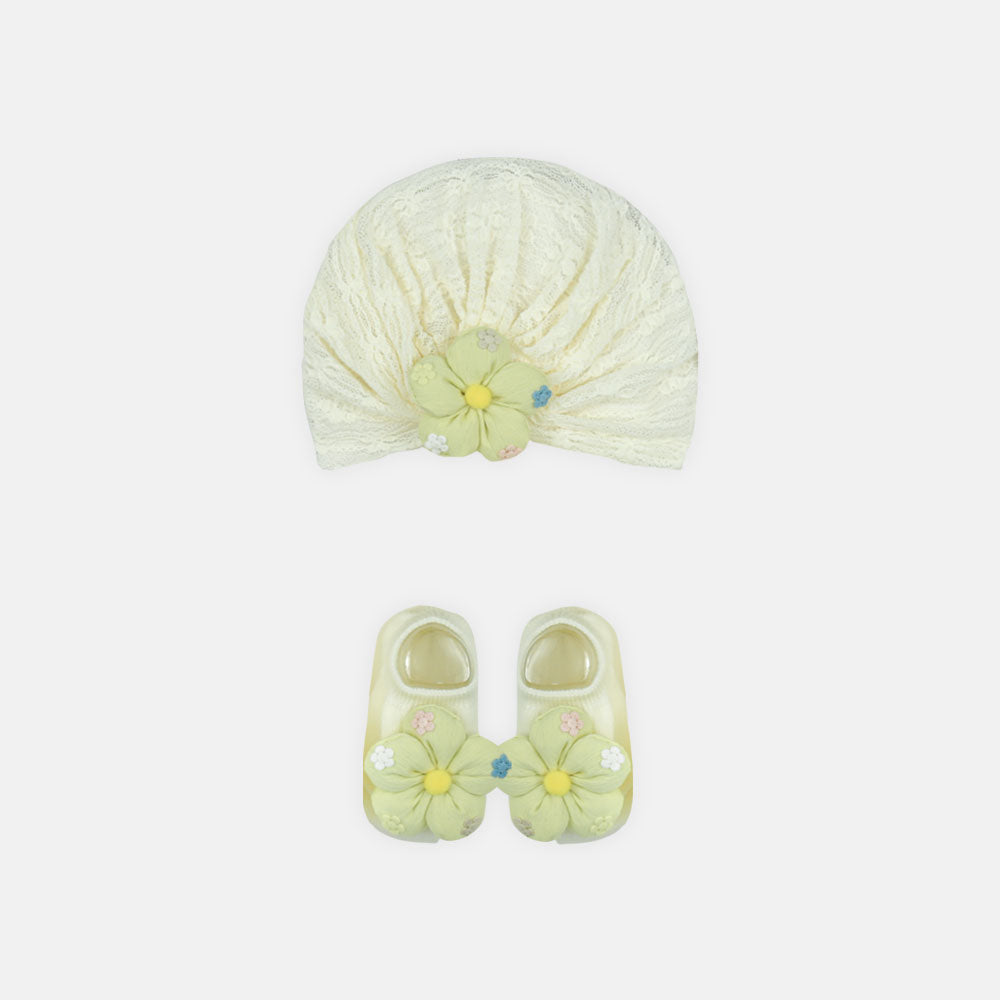 BOOTIES & CAP CREAM