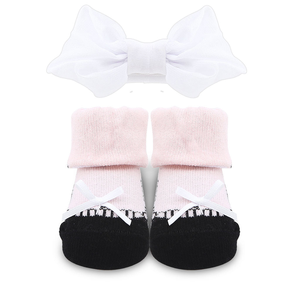 BOOTIES PK-3 WITH 3 HEAD BANDS PINK HEARTS & FLORAL
