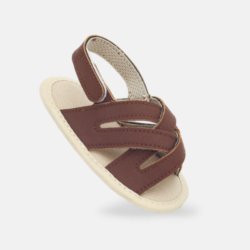 BOY PRE WALKER SANDAL BROWN CRISS-CROSS