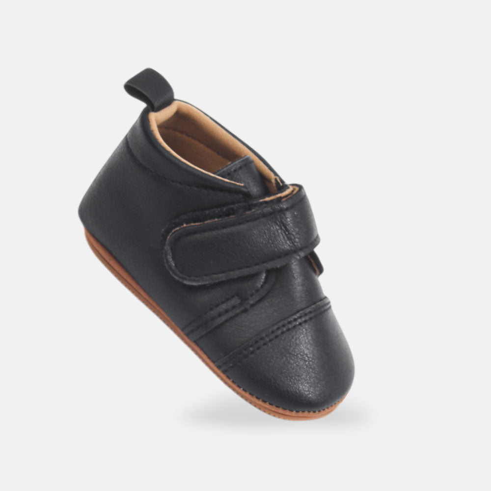 BOY PRE WALKER SHOES CLASSIC BLACK