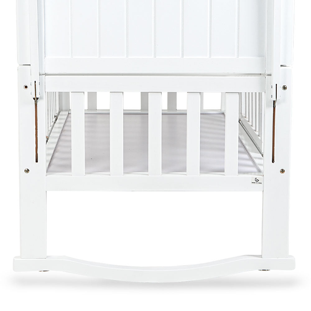 WOODEN COT WHITE