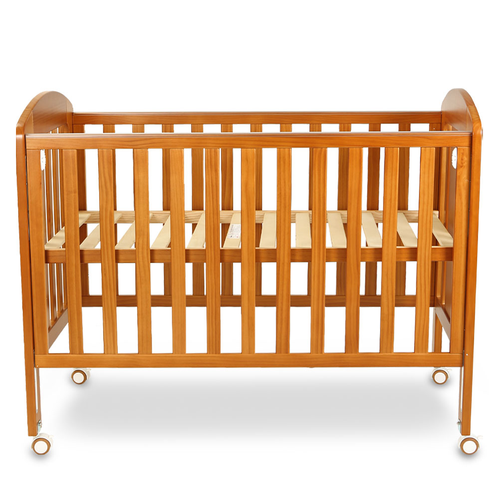 WOODEN COT BROWN
