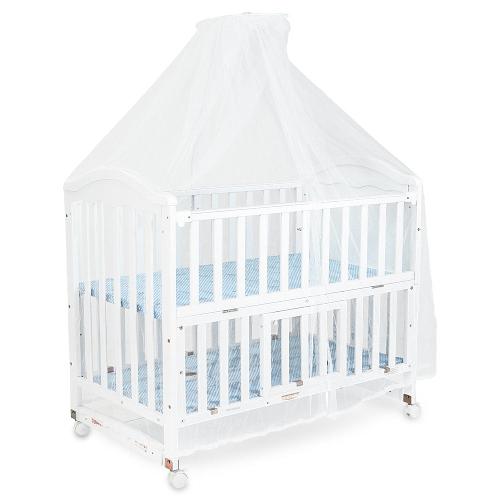 WOODEN COT WHITE