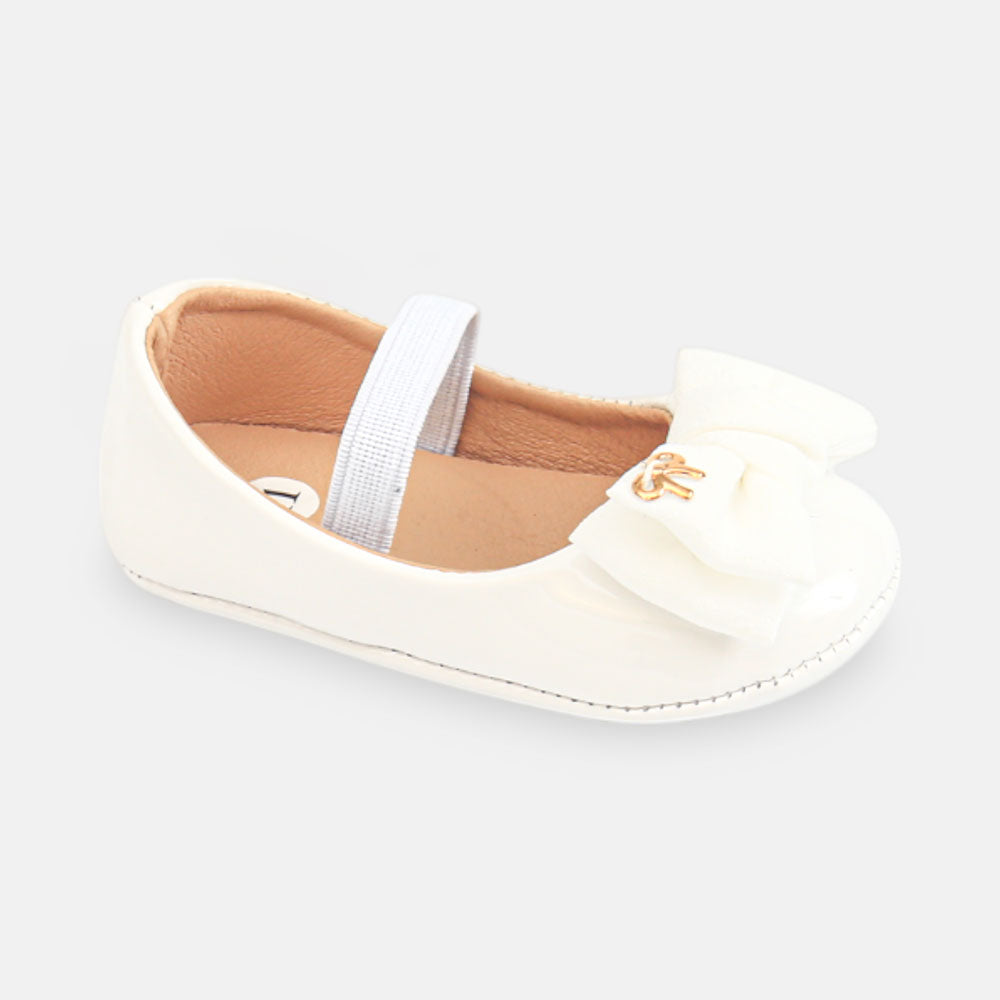 GIRL PRE WALKER SHOES WHITE GLOSSY