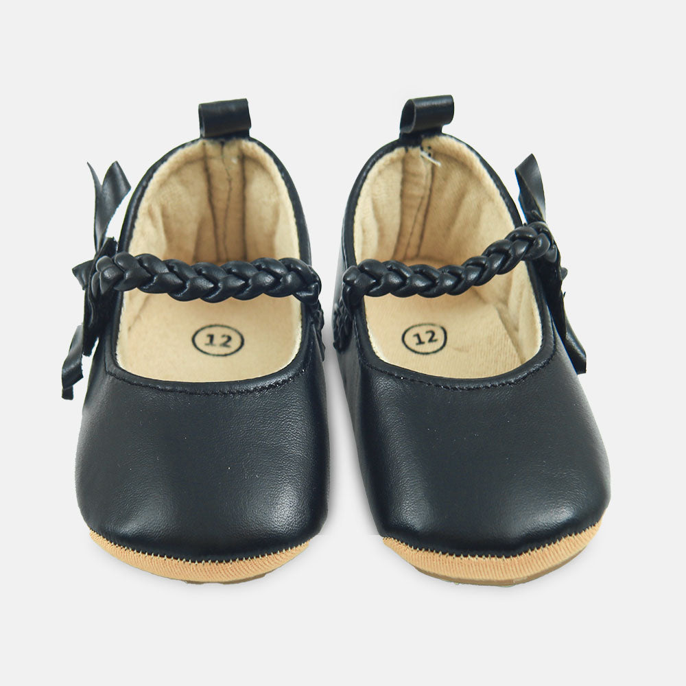 GIRL PRE WALKER BLACK BRAIDED
