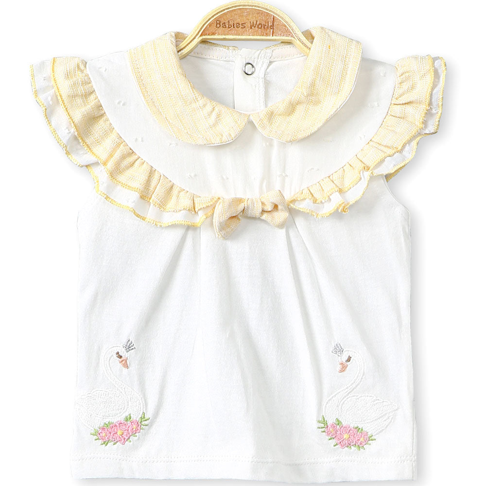GIRL SUIT YELLOW QUEEN SWAN