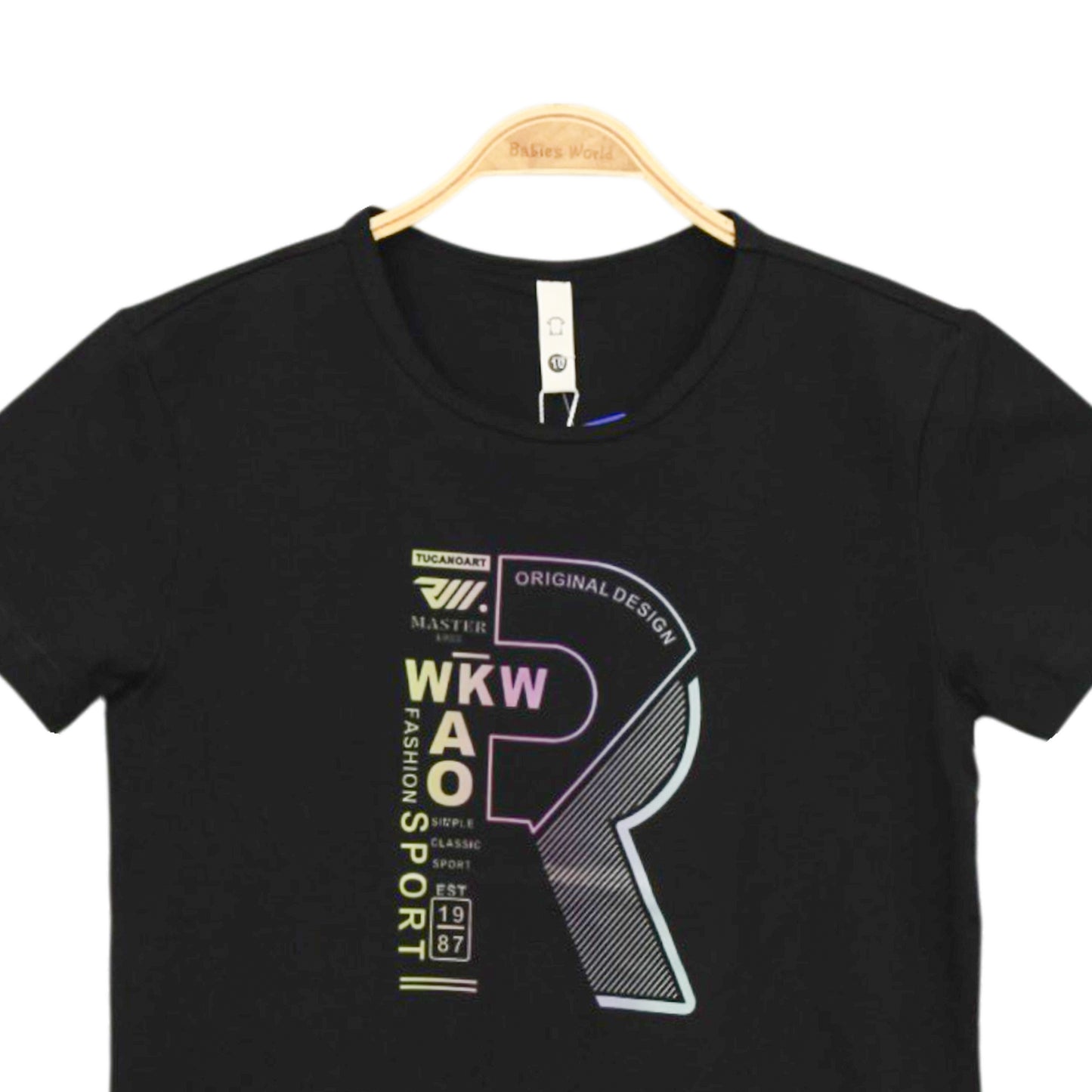 BOLD GRAPHIC BLACK TEE