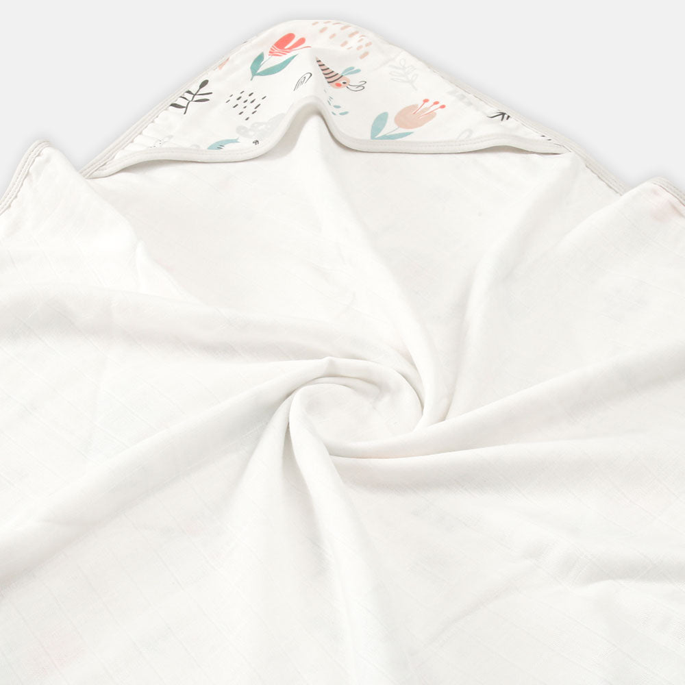 WRAPING SHEET WHITE FOREST THEME HOODED